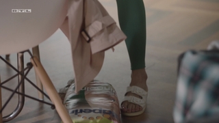 Anne Menden feet photo thumbnail