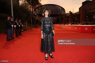 Anne Parillaud feet photo 16