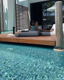 Anne Parillaud feet photo 8
