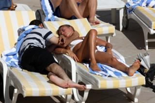 Anne-Sophie Lapix feet photo thumbnail