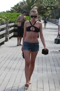 Anne Vyalitsyna feet photo 15