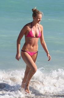 Anne Vyalitsyna feet photo 1
