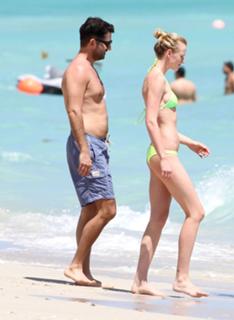 Anne Vyalitsyna feet photo 2