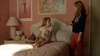 Anne Winters feet photo thumbnail