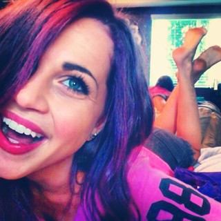 Anne Winters feet photo thumbnail