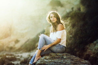 Anne Winters feet photo thumbnail