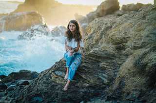 Anne Winters feet photo thumbnail