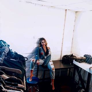 Anne Winters feet photo thumbnail