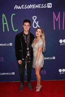Anne Winters feet photo thumbnail