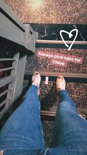 Anne Winters feet photo thumbnail