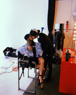 Anne Winters feet photo thumbnail