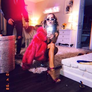 Anne Winters feet photo thumbnail