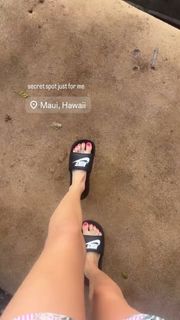 Anne Winters feet photo 5