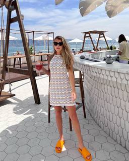 Anne Zivi feet photo 13