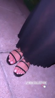 Anne Zivi feet photo 12