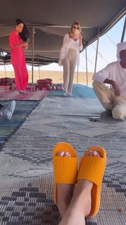 Anne Zivi feet photo 7