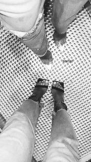 Anne Zivi feet photo 5