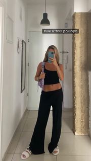 Anne Zivi feet photo 12