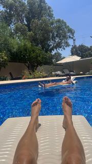 Anne Zivi feet photo 10