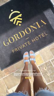 Anne Zivi feet photo 7