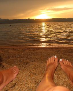 Anne Zivi feet photo 18