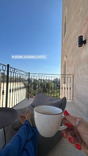Anne Zivi feet photo 11