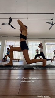 Anne Zivi feet photo 8