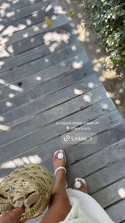 Anne Zivi feet photo 9
