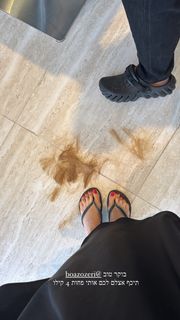 Anne Zivi feet photo 18