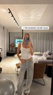 Anne Zivi feet photo 10