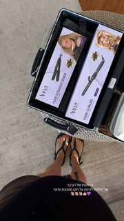 Anne Zivi feet photo 4