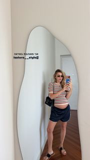 Anne Zivi feet photo 1