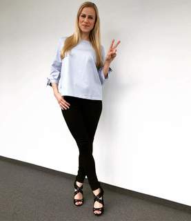 Anneke Dürkopp feet photo 10