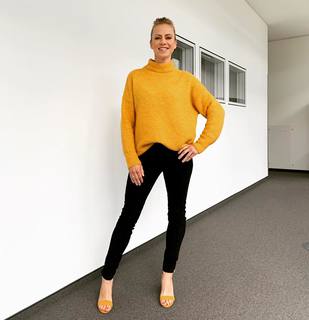 Anneke Dürkopp feet photo 20