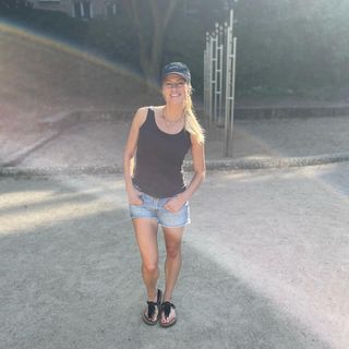 Anneke Dürkopp feet photo 8
