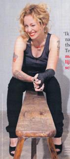 Anneke van Giersbergen feet photo 2