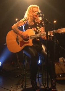 Anneke van Giersbergen feet photo 12