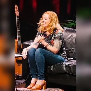 Anneke van Giersbergen feet photo 5