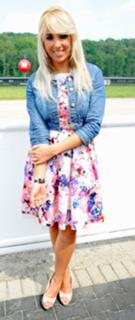 Annemarie Eilfeld feet photo thumbnail