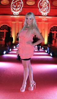 Annemarie Eilfeld feet photo thumbnail