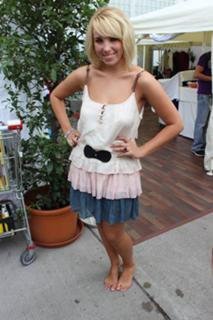 Annemarie Eilfeld feet photo thumbnail