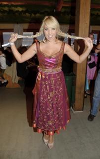 Annemarie Eilfeld feet photo thumbnail