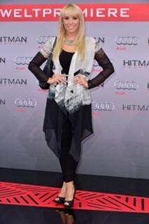 Annemarie Eilfeld feet photo thumbnail