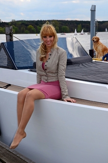 Annemarie Eilfeld feet photo thumbnail