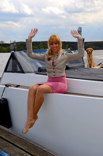 Annemarie Eilfeld feet photo thumbnail