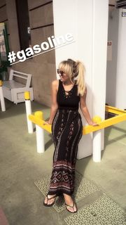 Annemarie Eilfeld feet photo thumbnail