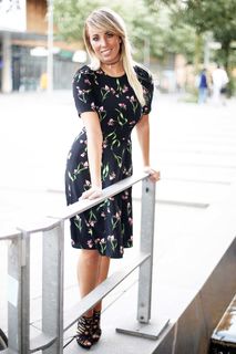 Annemarie Eilfeld feet photo thumbnail