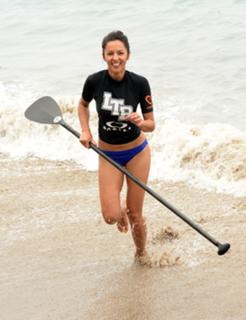 Annet Mahendru feet photo thumbnail