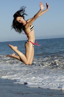 Annet Mahendru feet photo thumbnail