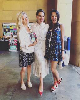 Annet Mahendru feet photo thumbnail